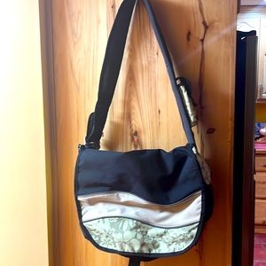 L.L. Bean Aloha green laptop‎ messenger bag
